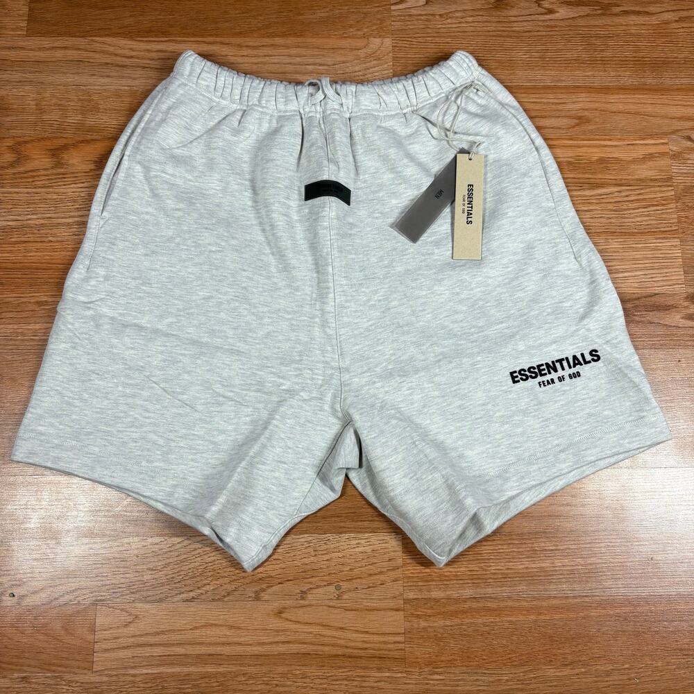 Fear of God Essentials Shorts Stretch Limo Light Oatmeal Sz L NEW 100% Authentic